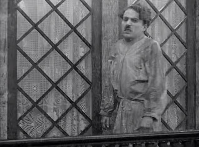 Charlie Chaplin - Caught In A Rain (1914)
