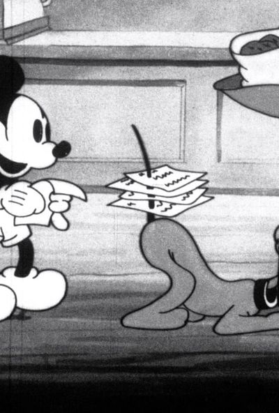 Mickey Mouse, Minnie Mouse, Pluto - The Grocery Boy (1932)