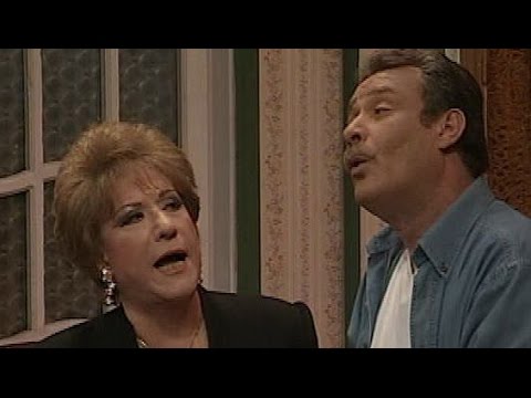 مسرحية الناس اللي في التالت ( 2001 )